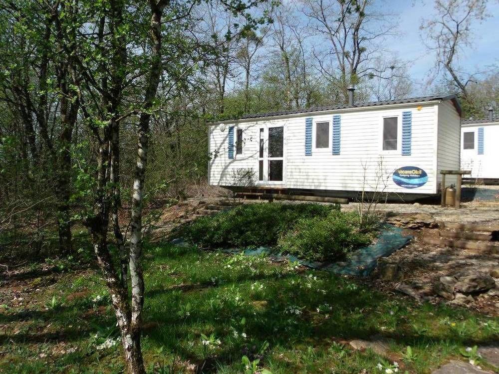 Camping De La Croix D'Arles Bourg  Екстериор снимка